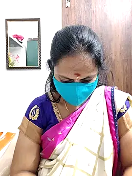 Queen-Neha's cam snapshot