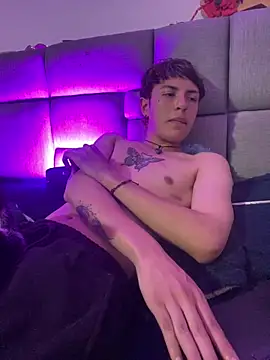 NaytonFreeman's cam snapshot