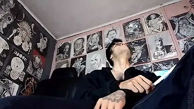 Loggan_donnelly live sex cam