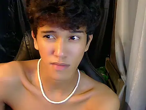 hugekenbigcock live sex cam