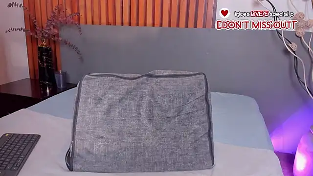 Christy_Sea's cam snapshot