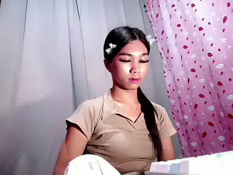 JASMINE_BIGCOCK live sex cam