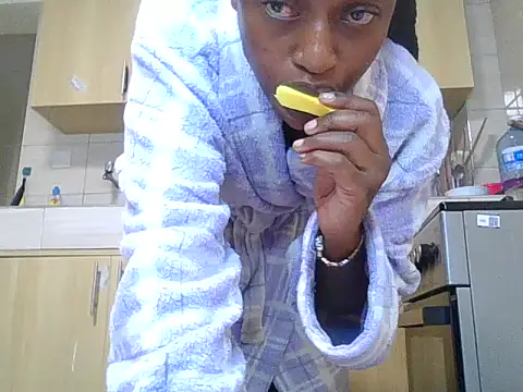 LunaPetal's cam snapshot