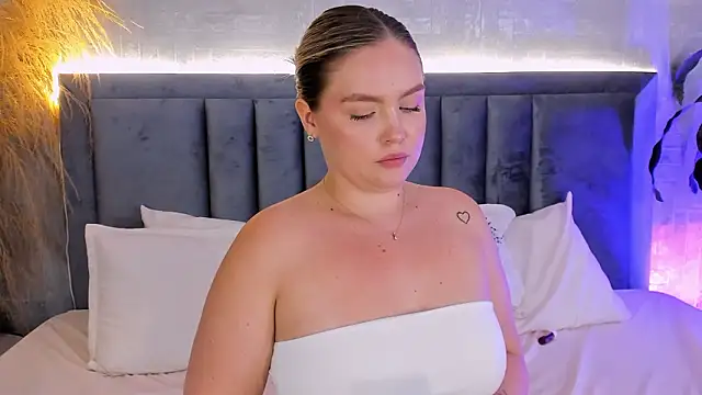 GaiaBaker's cam snapshot