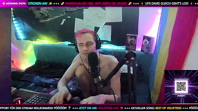 VelvetRise's cam snapshot