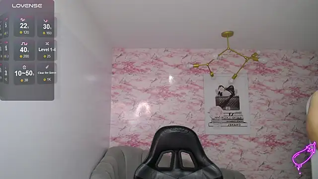 mia_foster_t's cam snapshot