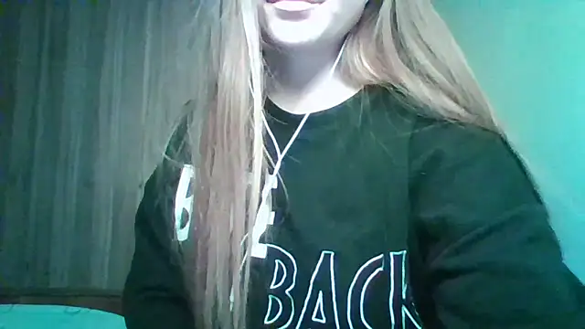 Evasapples's cam snapshot