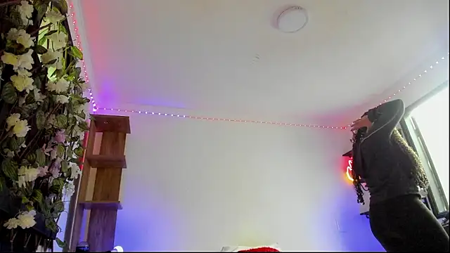 Kora_Red69's cam snapshot