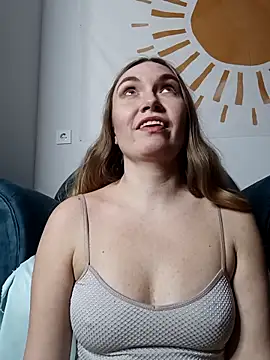 KisaVixen's cam snapshot