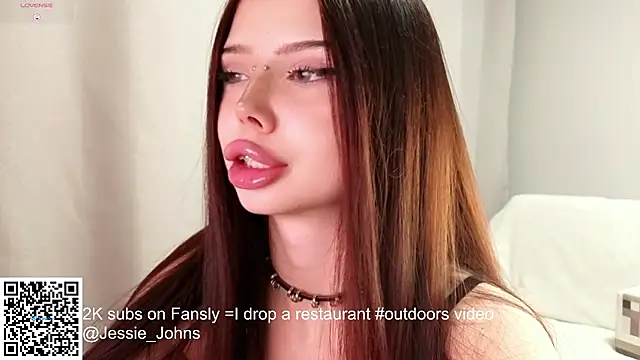 Jessie_Johns live sex cam
