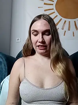 KisaVixen's cam snapshot