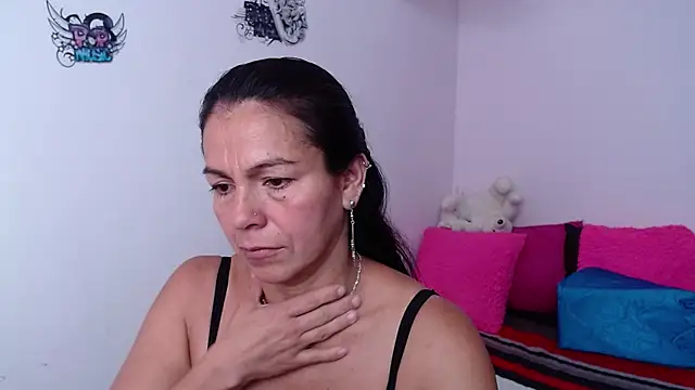 camilavargas_'s cam snapshot