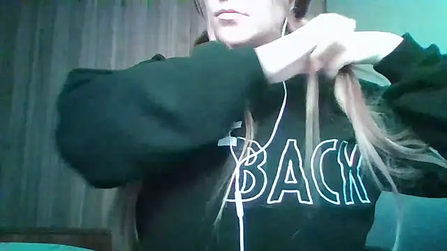 Evasapples's cam snapshot