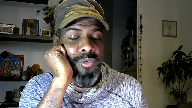 frenchblackc31 live sex cam