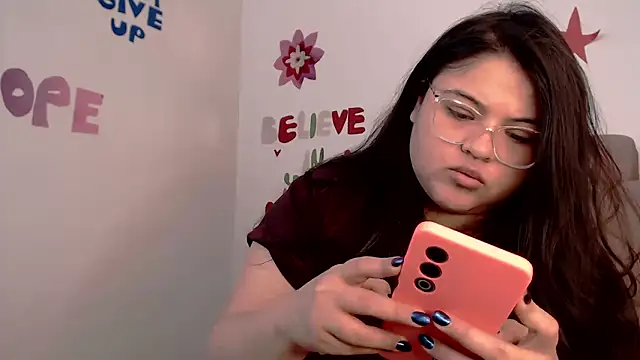 lizzie_c's cam snapshot