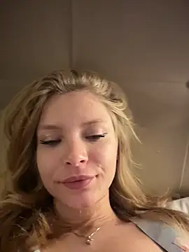 AnastasiaAniess live sex cam