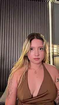 MiaPetit_'s cam snapshot