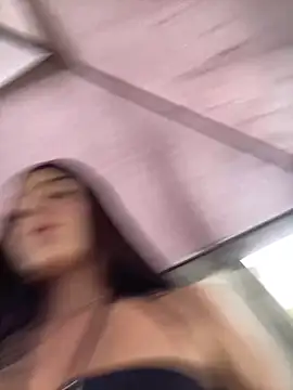 ElectraPink_'s cam snapshot