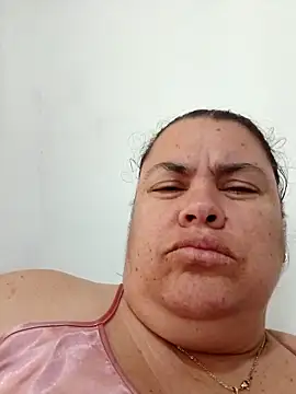 yaneth_'s cam snapshot