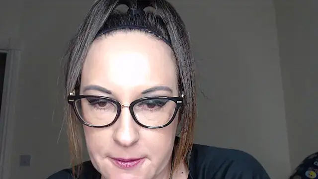 Humiliatrixxxx's cam snapshot