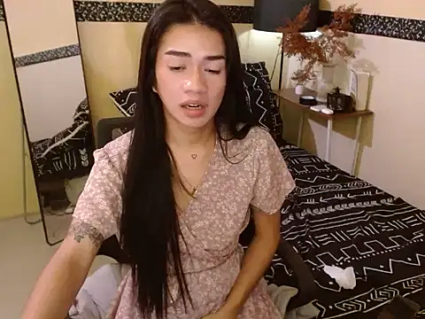 EnviousMaddie's cam snapshot