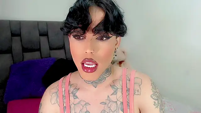 little_star_porn's cam snapshot