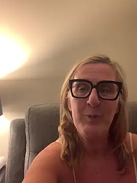 Mrsmoggy's cam snapshot