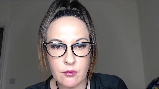 Humiliatrixxxx's cam snapshot