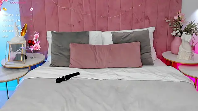 LullyFox's cam snapshot