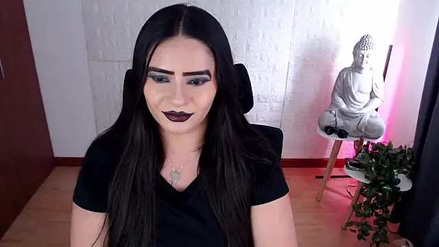 GODDESS_EVANS's cam snapshot