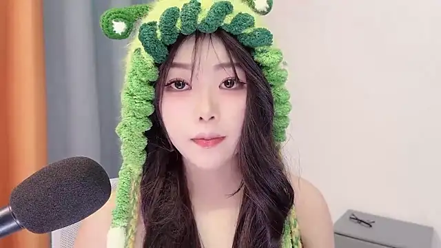 smalldaisy's cam snapshot