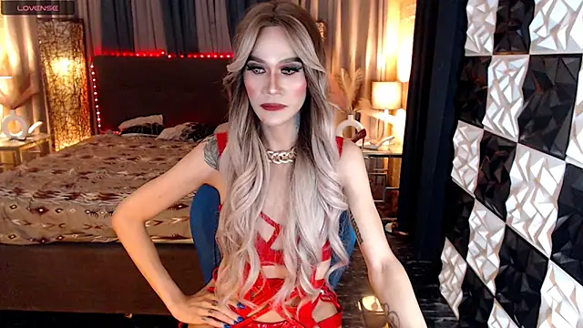 MonstrousCockDiva's cam snapshot