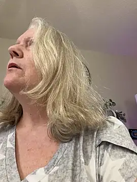 Kaitlyn_Winters's cam snapshot