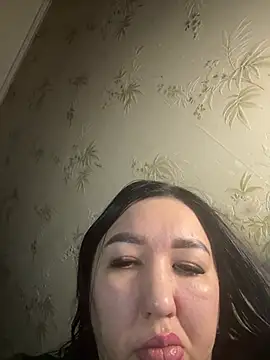 Naughtbaby_2025's cam snapshot