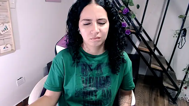 samantha_baby_'s cam snapshot