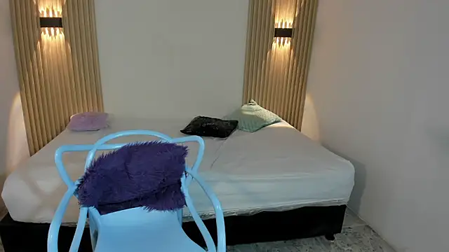 lunaMontclair's cam snapshot