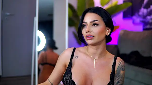 Ivy_Trix's cam snapshot