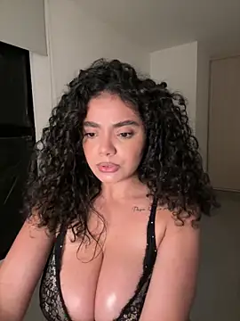 Curlyierr's cam snapshot