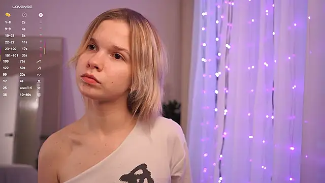 PhillisEsplin's cam snapshot