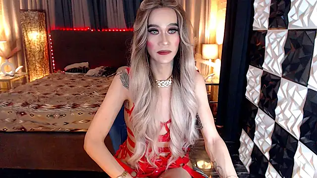 MonstrousCockDiva's cam snapshot