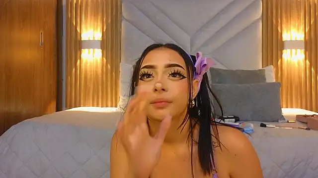 Kat_Saky's cam snapshot