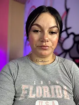 Megaan__More's cam snapshot