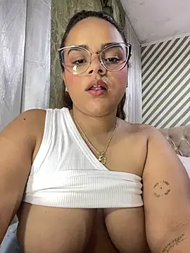 Evabigass's cam snapshot