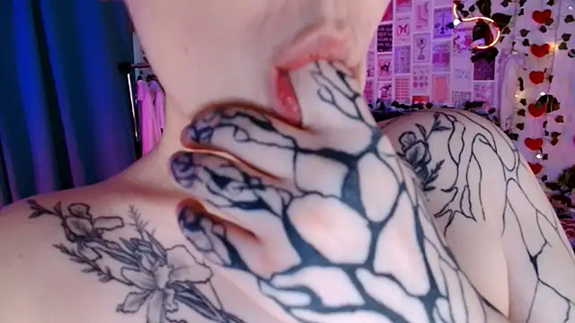 Ayla_Hicks's cam snapshot