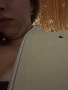 ISABELLA-01_'s cam snapshot