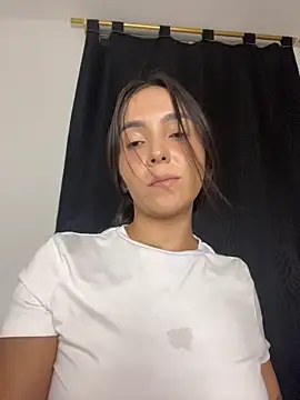 Scarlett05 live sex cam