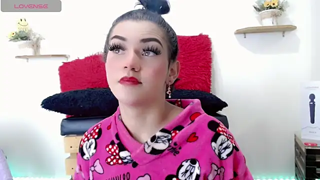 NathalialLooes live sex cam