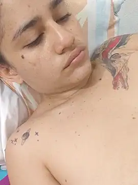 girl_tits's cam snapshot