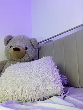 Charlottediolet's cam snapshot