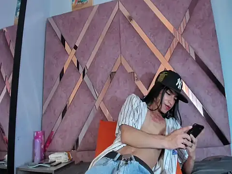 MeghanQueen__ live sex cam